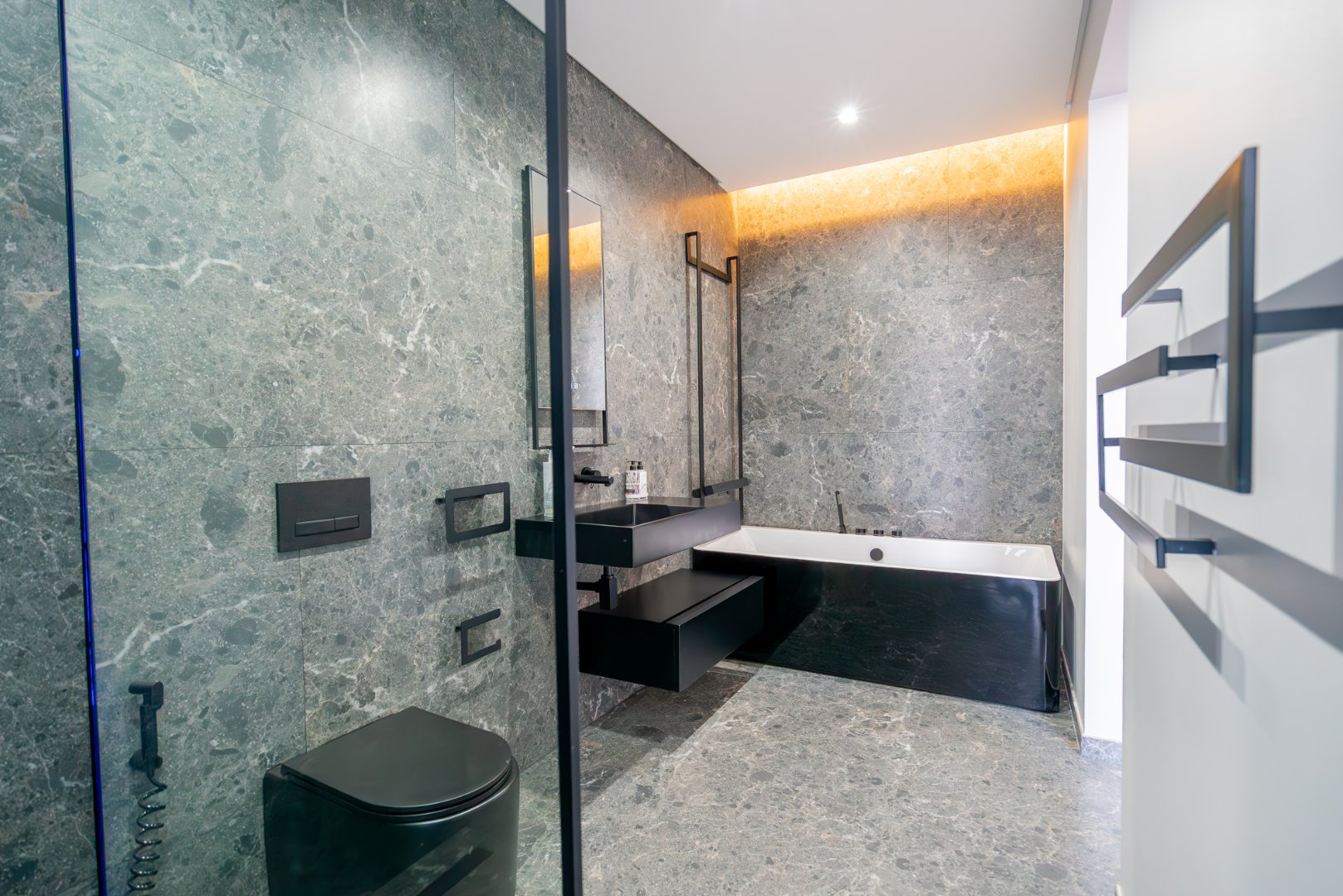 Brand new Modern Cluster Home