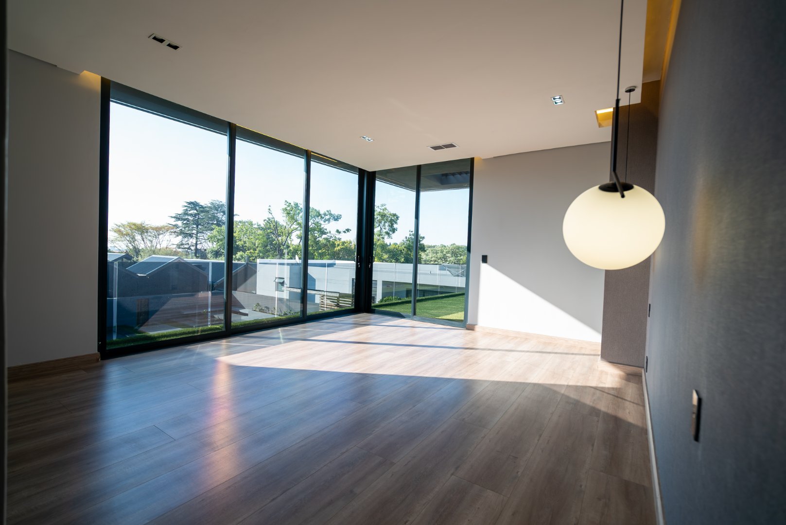 Brand new Modern Cluster Home