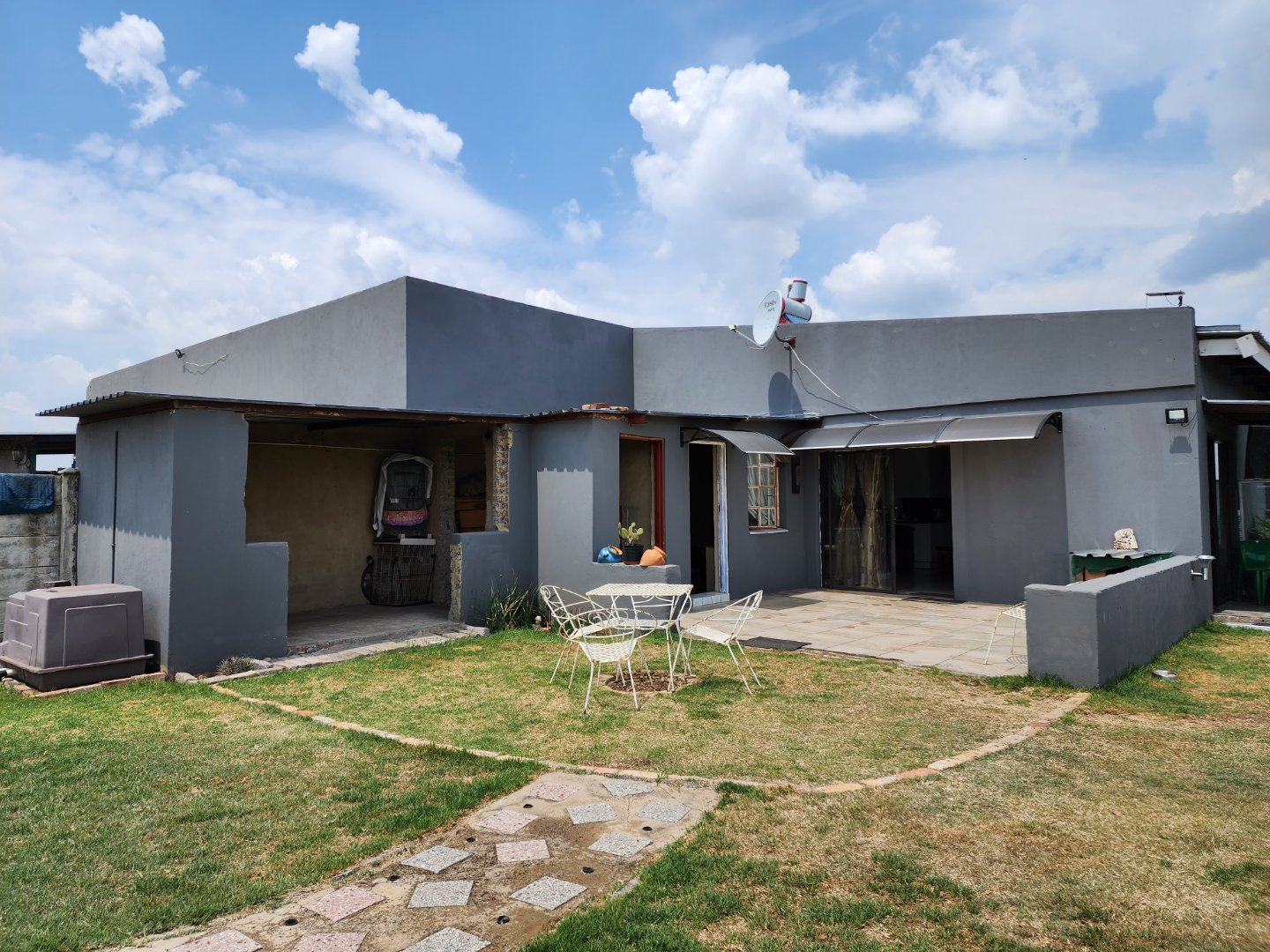 FARM WITH TWO DWELLINGS FOR SALE