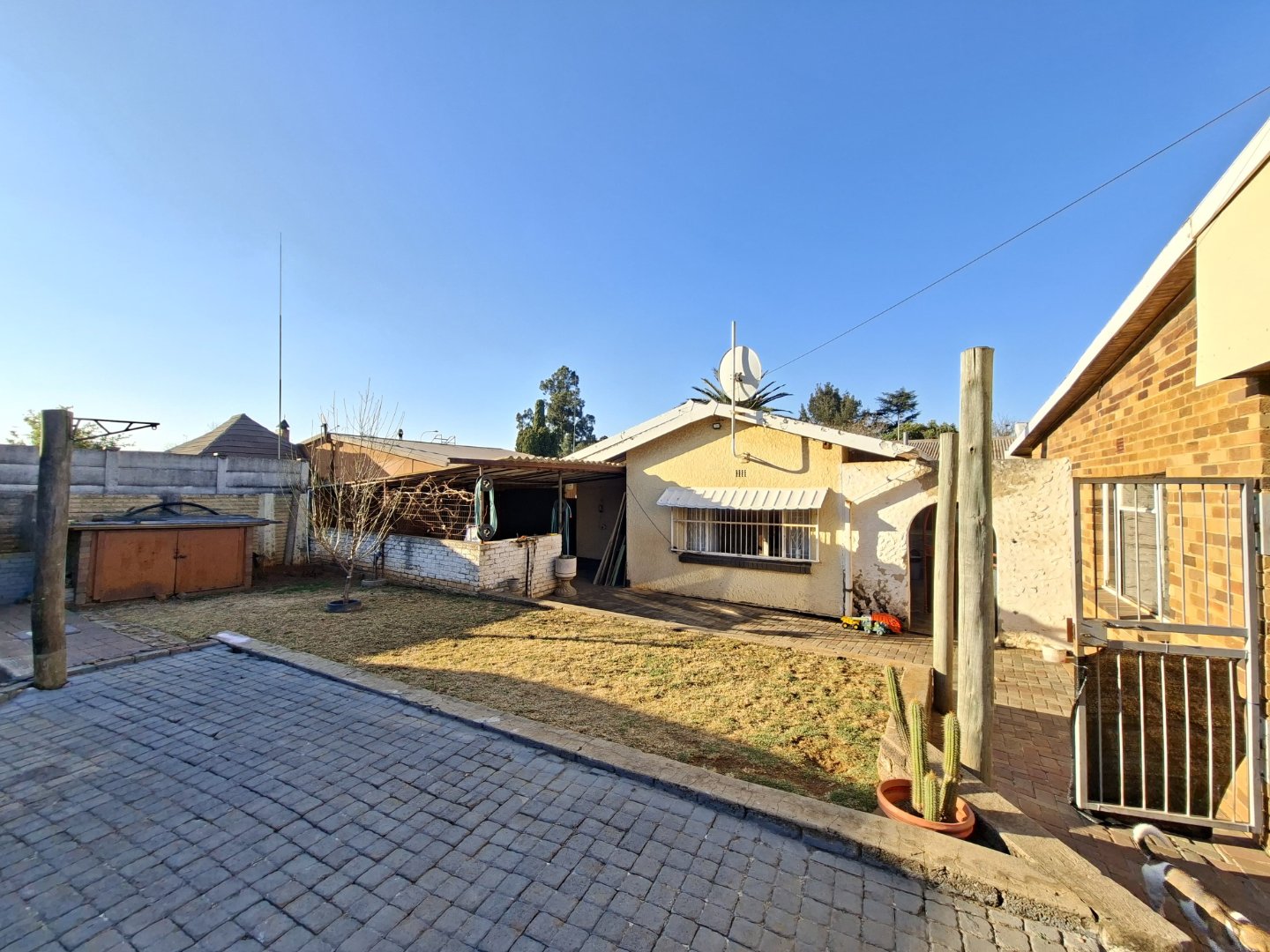 Photo 48