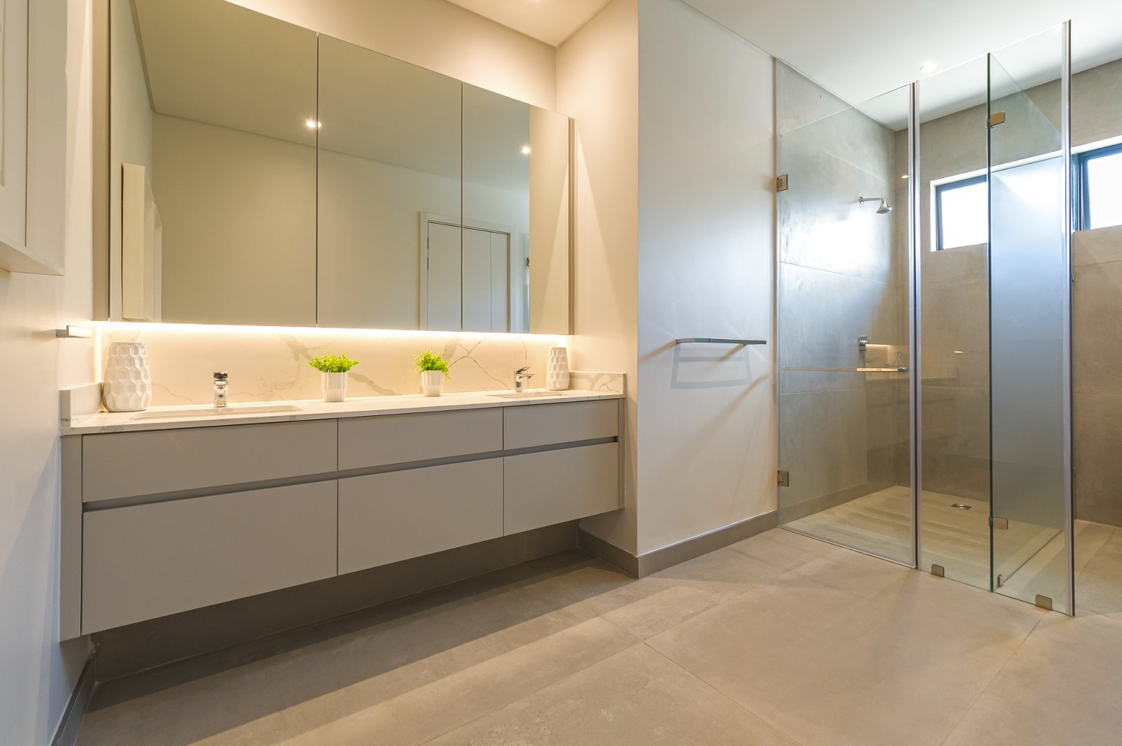Luxury Single Level Townhouse