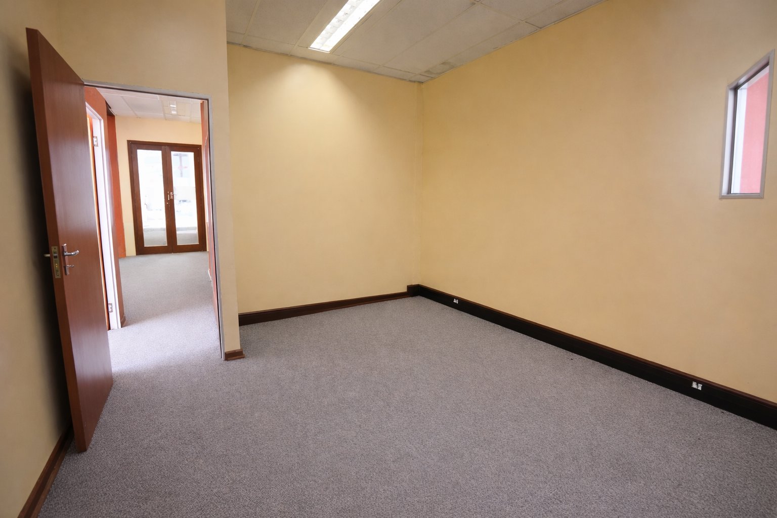 107 m² First Floor Office Suite To Let at Promenade Shopping Centre | Suite 12 | Central Mbombela Business Address photo 5