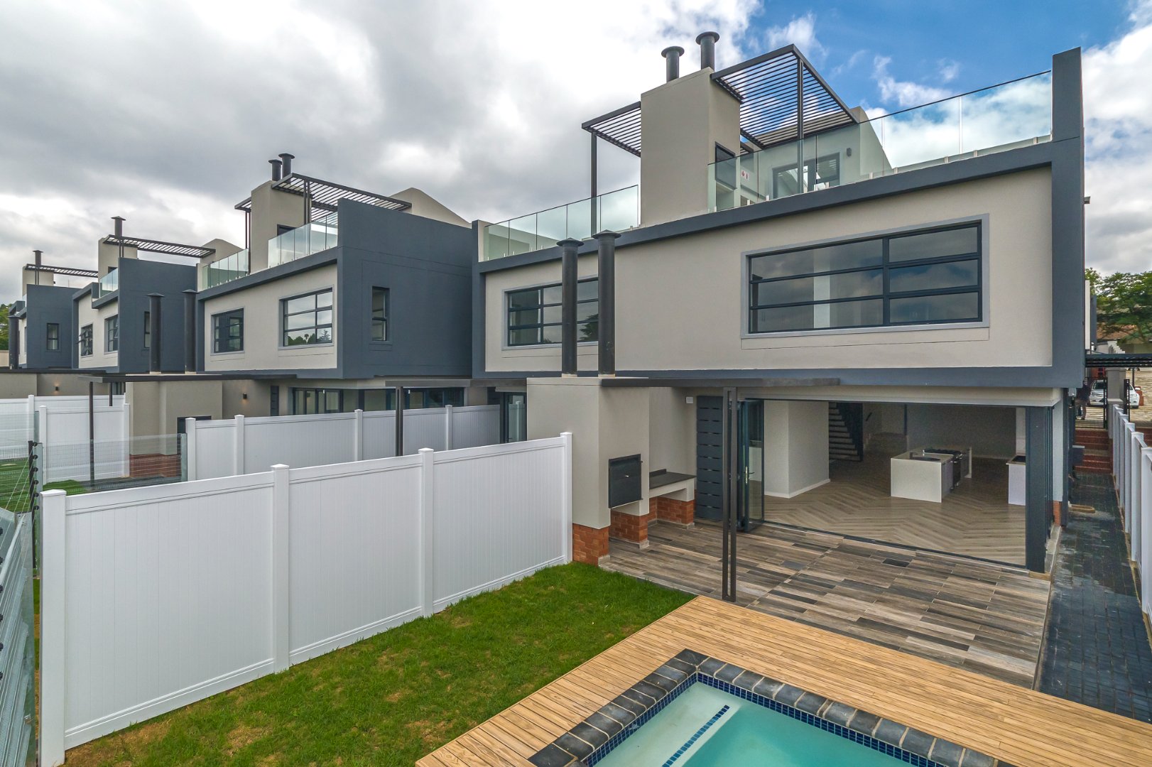 Final 3-Bedroom Residences at Aurora, Hurlingham