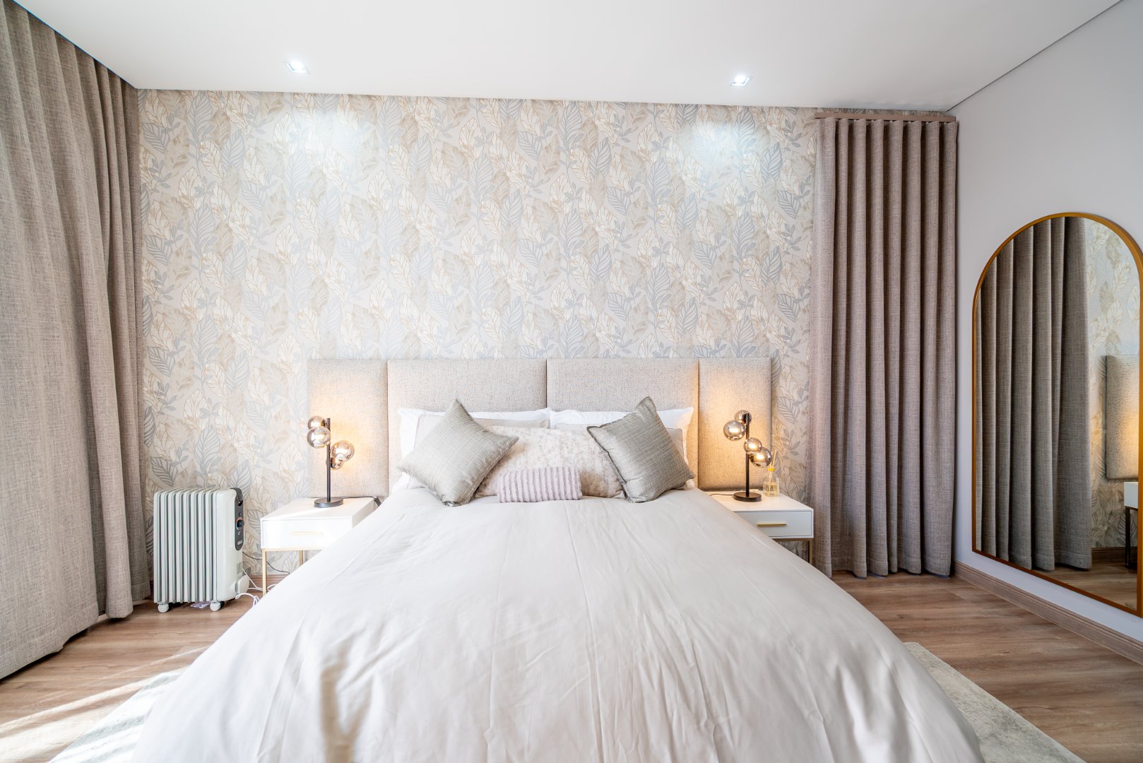 Fully Finished 4 Bed in Hyde Park | Green Belt Views, Manned Boom, Cap SmartGuard