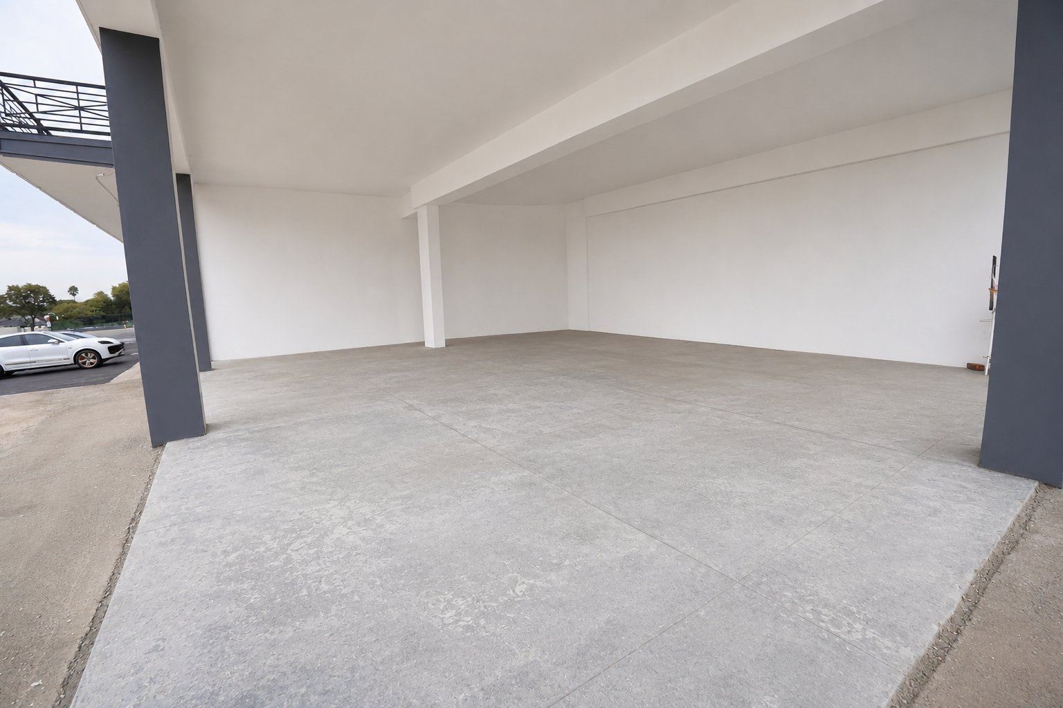 282 m² Ground Floor Retail Space To Let at One on First | Shop 14 | Prime Dunvegan Opportunity photo 6