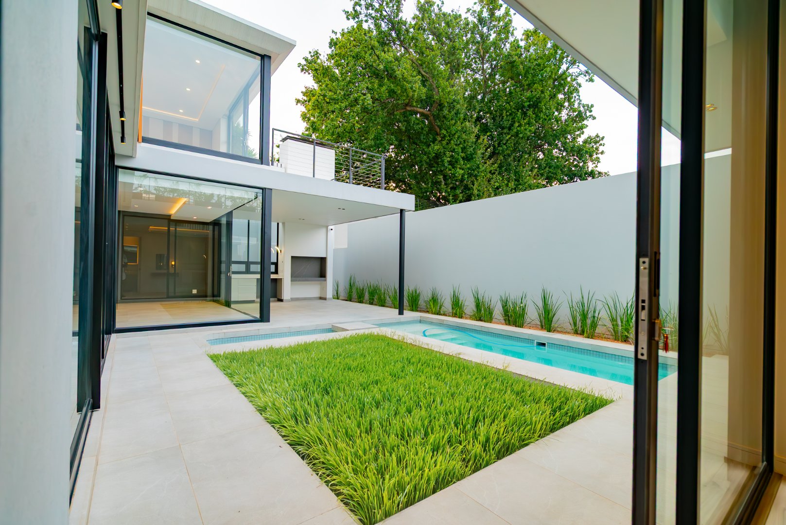 Brand-New 460m² Four-Bedroom Home in The Wahlberg, Atholl, Ready for Immediate Transfer