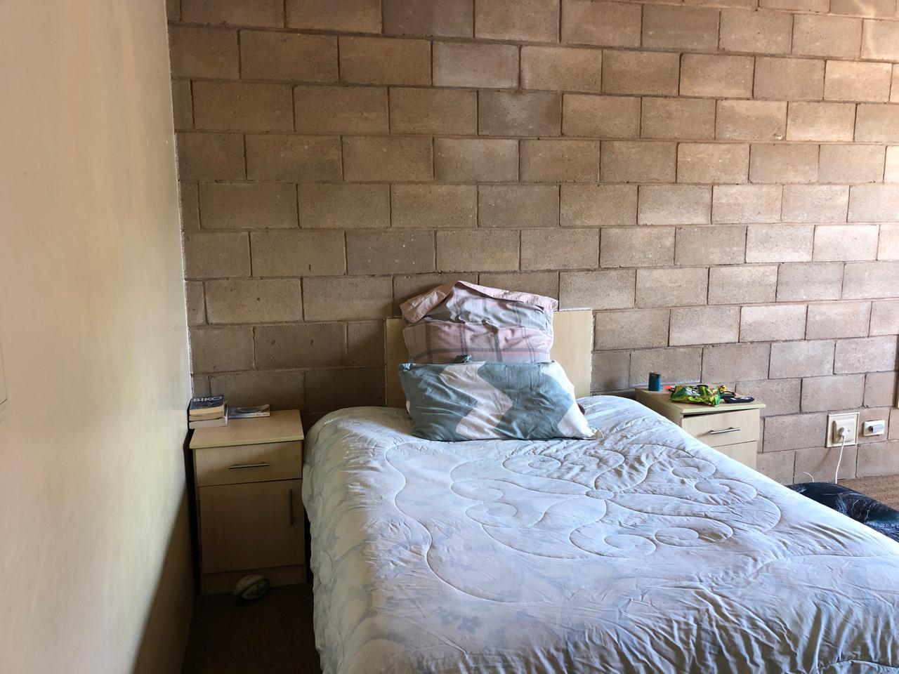 Neat & Secure 1-Bedroom Unit in Well-Maintained Complex photo 5