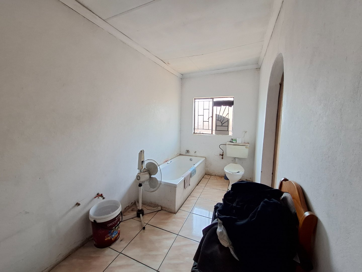 Photo 34