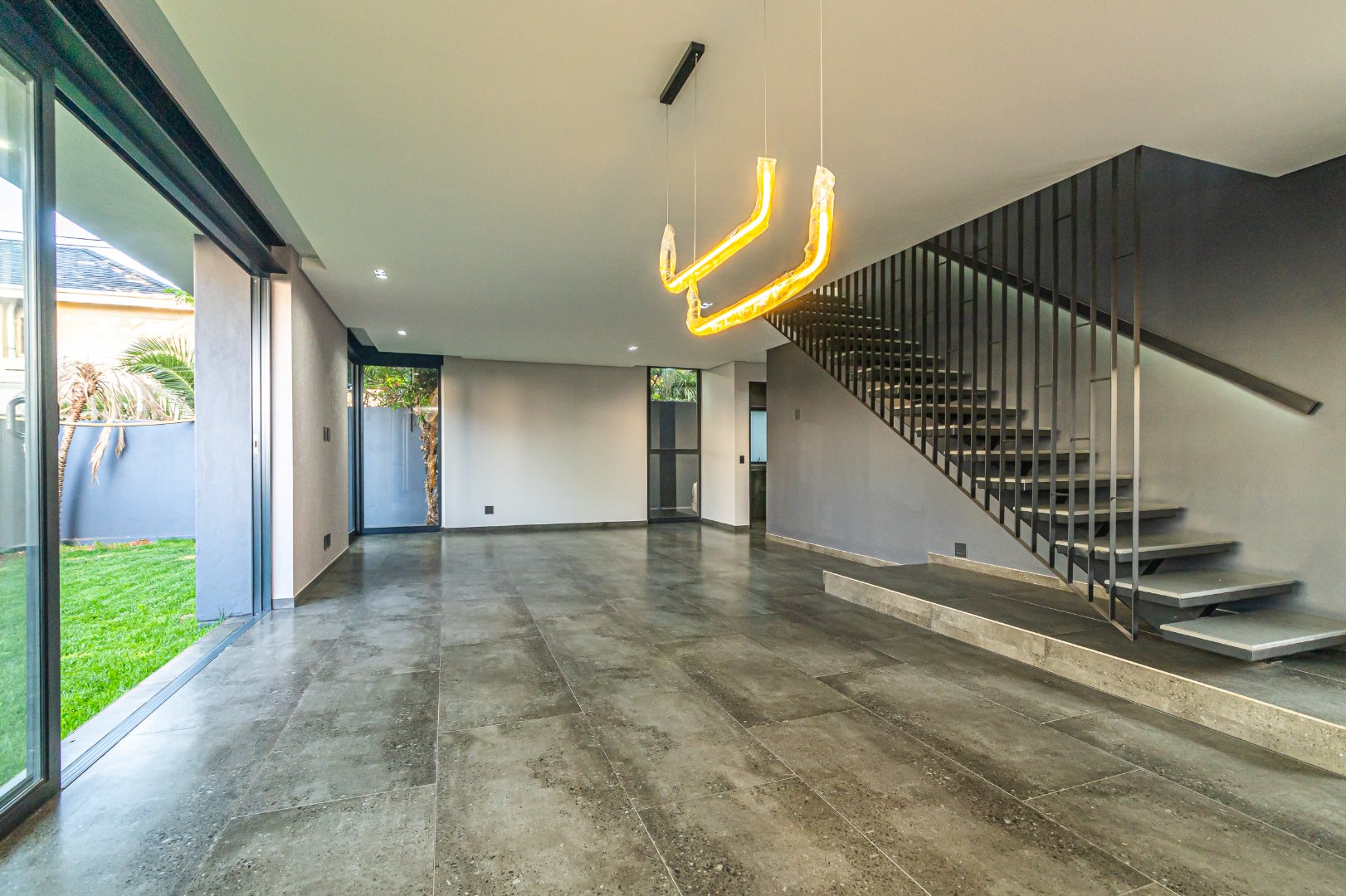 Executive Townhouse with Staff Accommodation