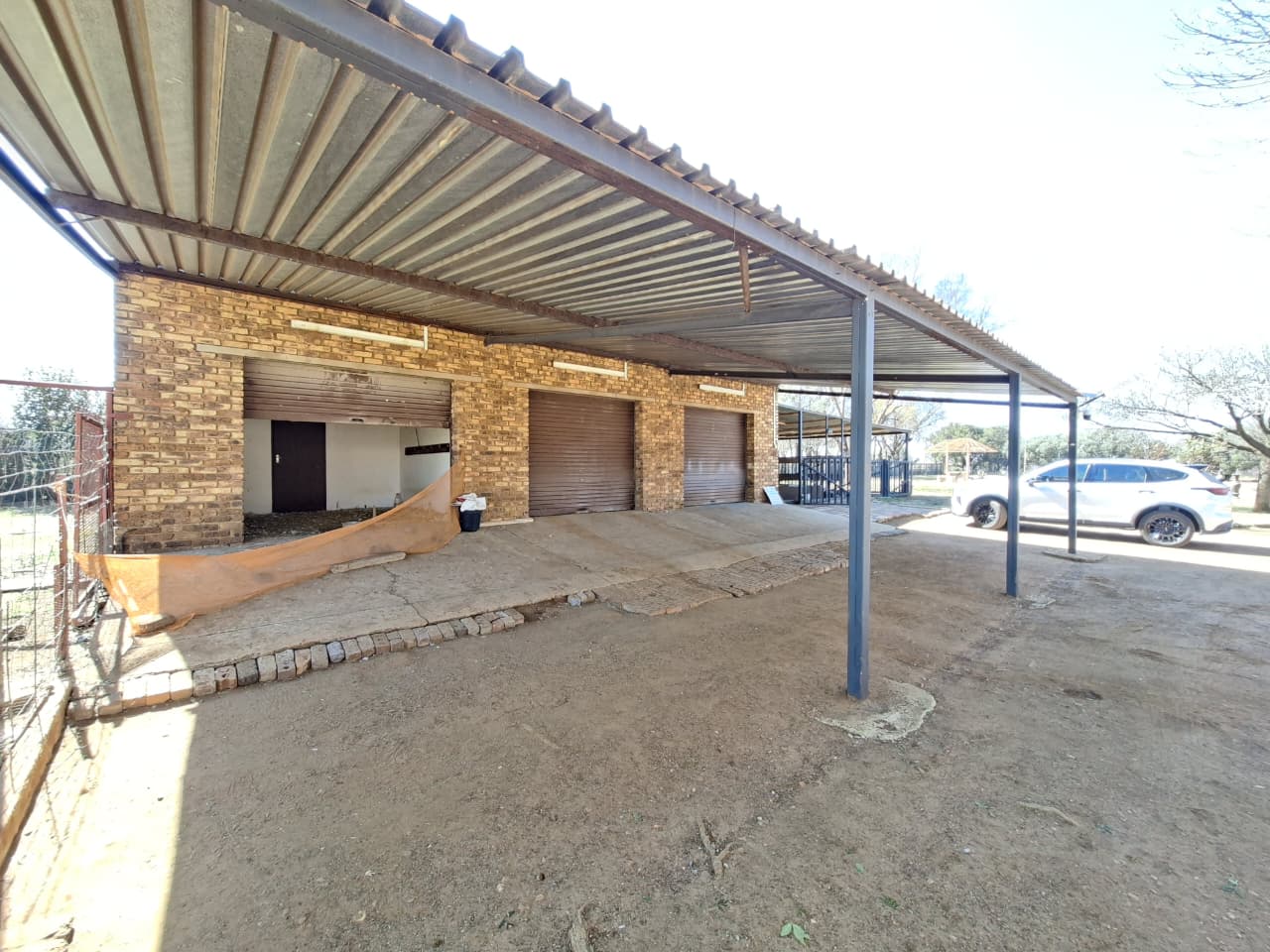 Photo 12