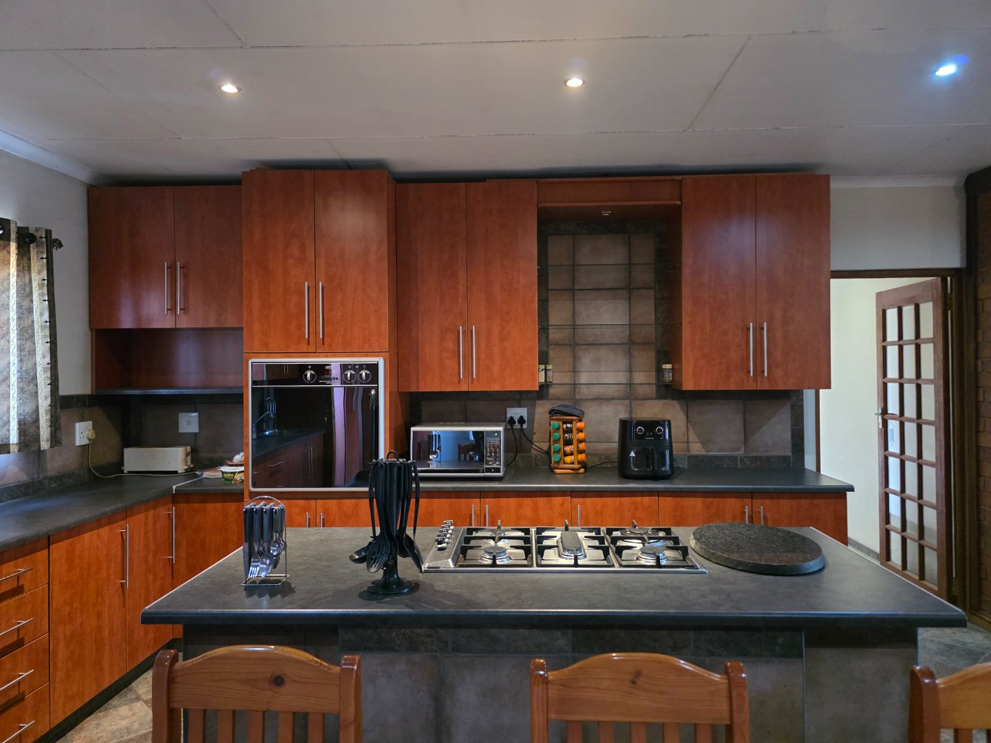 KITCHEN MAIN HOUSE