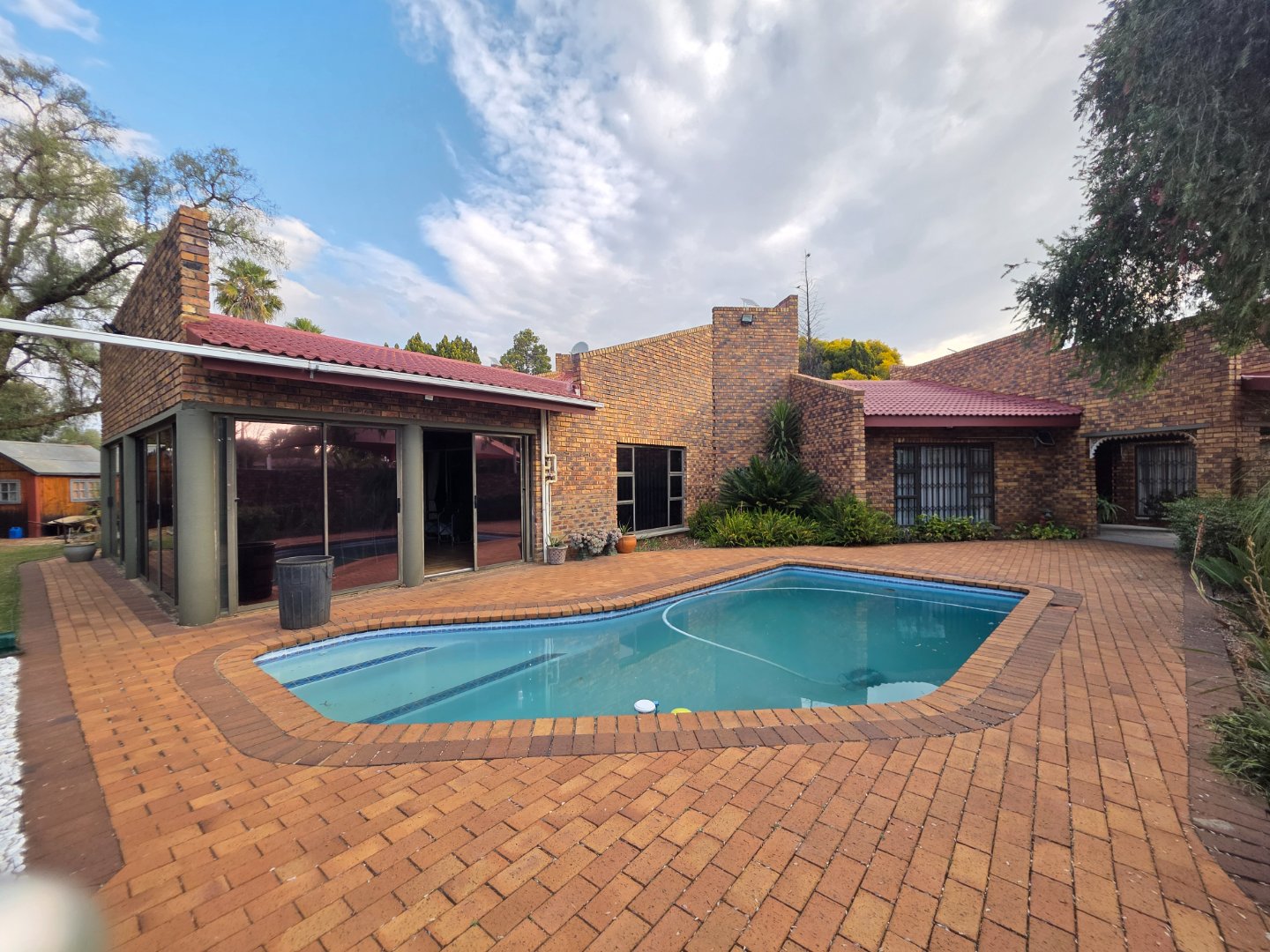 Family Haven in Meyerton with Private Pool