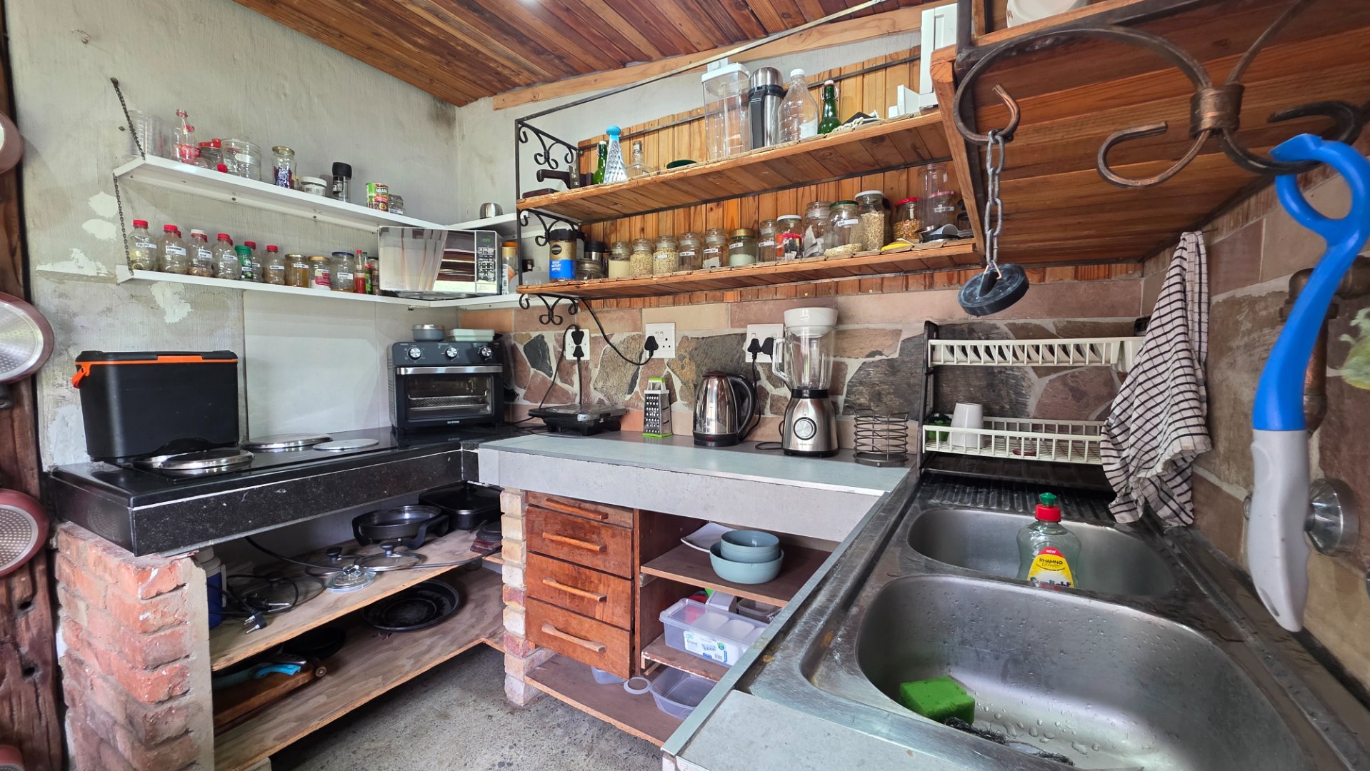 KITCHEN SERVING BOARDROOM/BAR ON TOP FLOOR