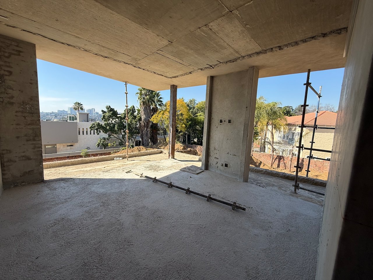 Two Customisable Luxury Clusters in Prestigious Road