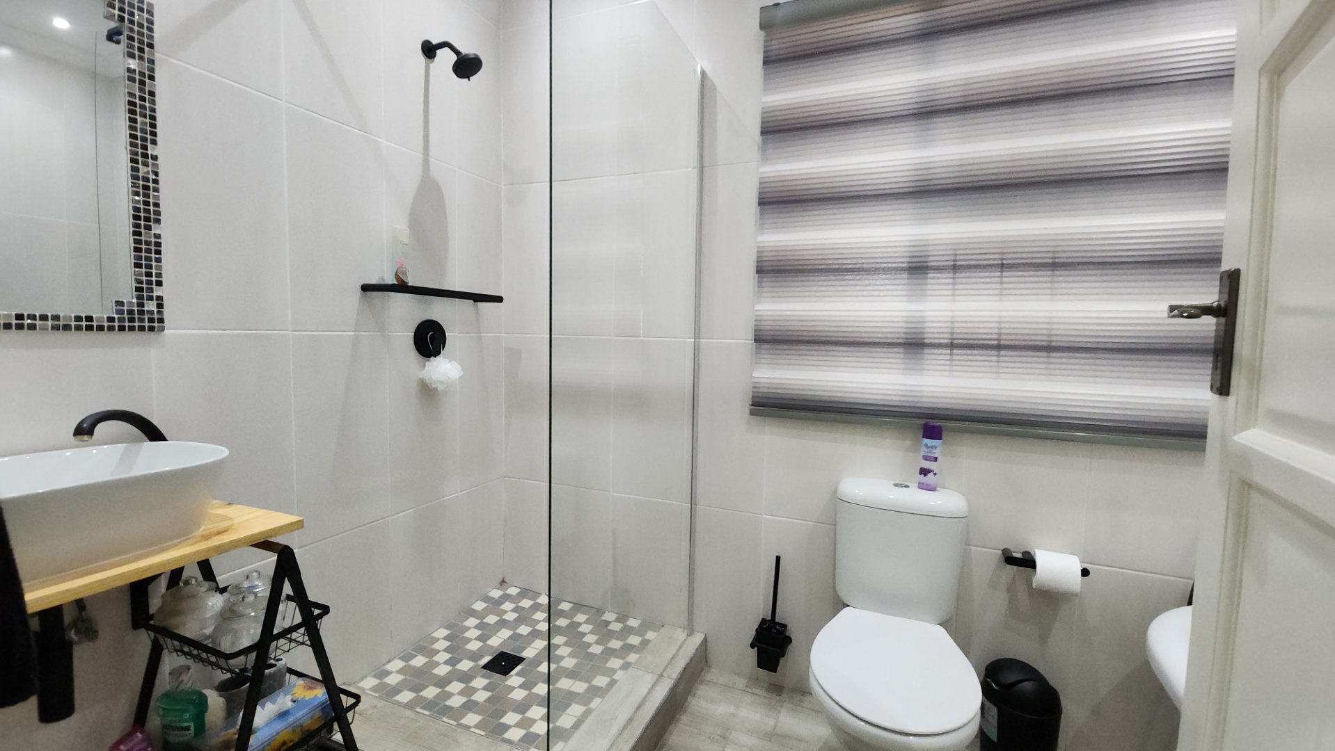 BATHROOM 1 WITH SHOWER