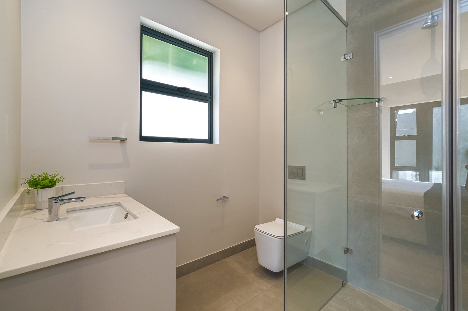 Luxury Single Level Townhouse