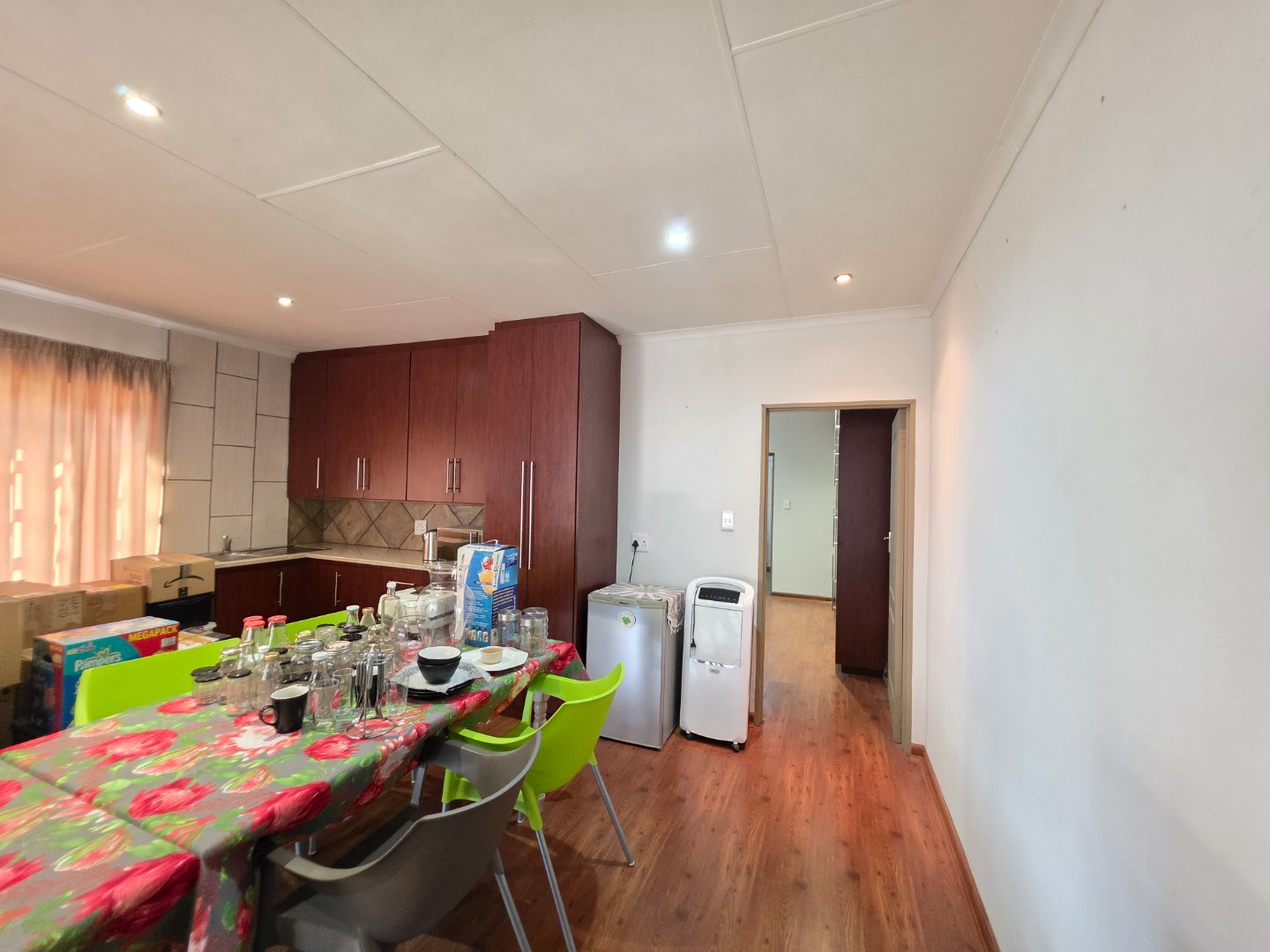 KITCHEN IN BACHELORS