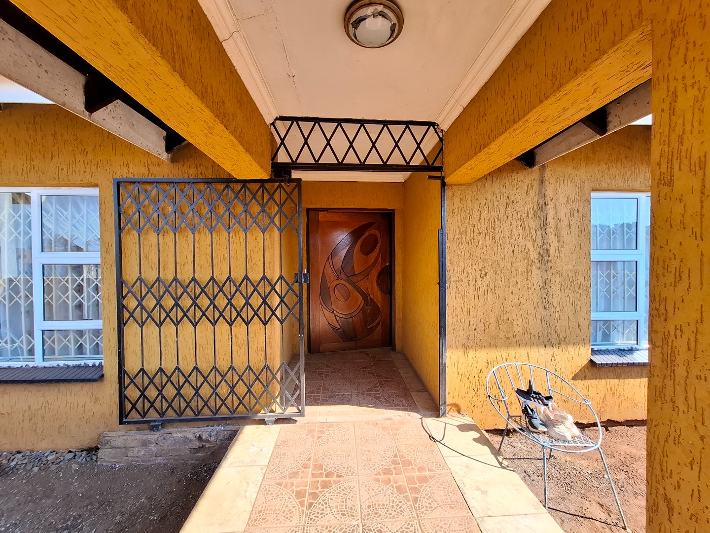 FOUR BEDROOM HOUSE FOR SALE IN MEYERTON PARK