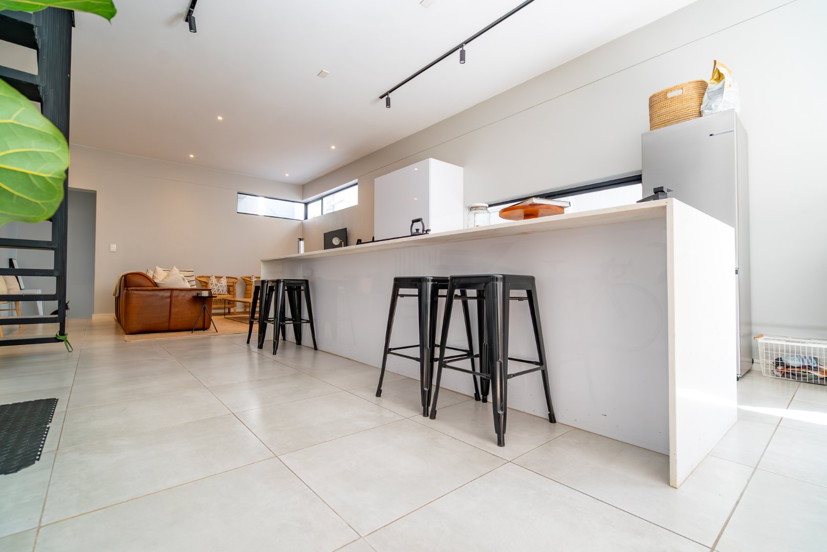 2-Bedroom Duplex with Private Roof Terrace