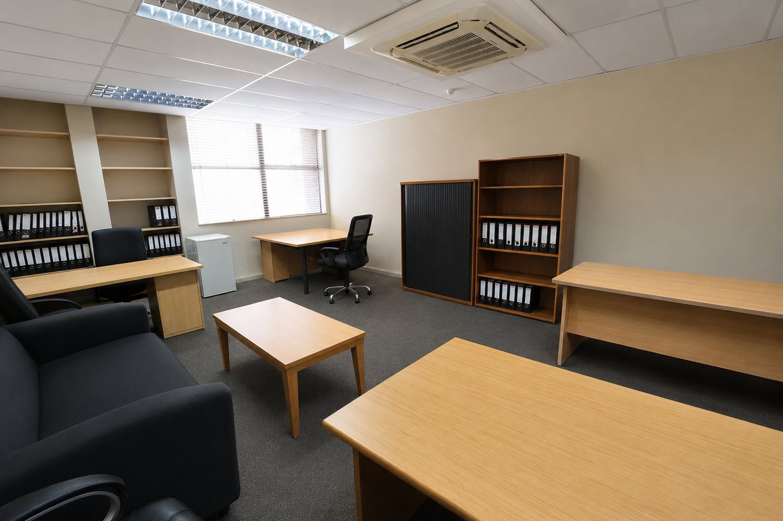 949 m² Second Floor Office To Let at 26 Wellington Road | Parktown | Premium Large-Scale Workspace photo 7