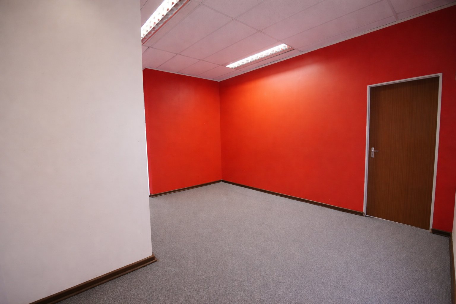 107 m² First Floor Office Suite To Let at Promenade Shopping Centre | Suite 12 | Central Mbombela Business Address photo 8