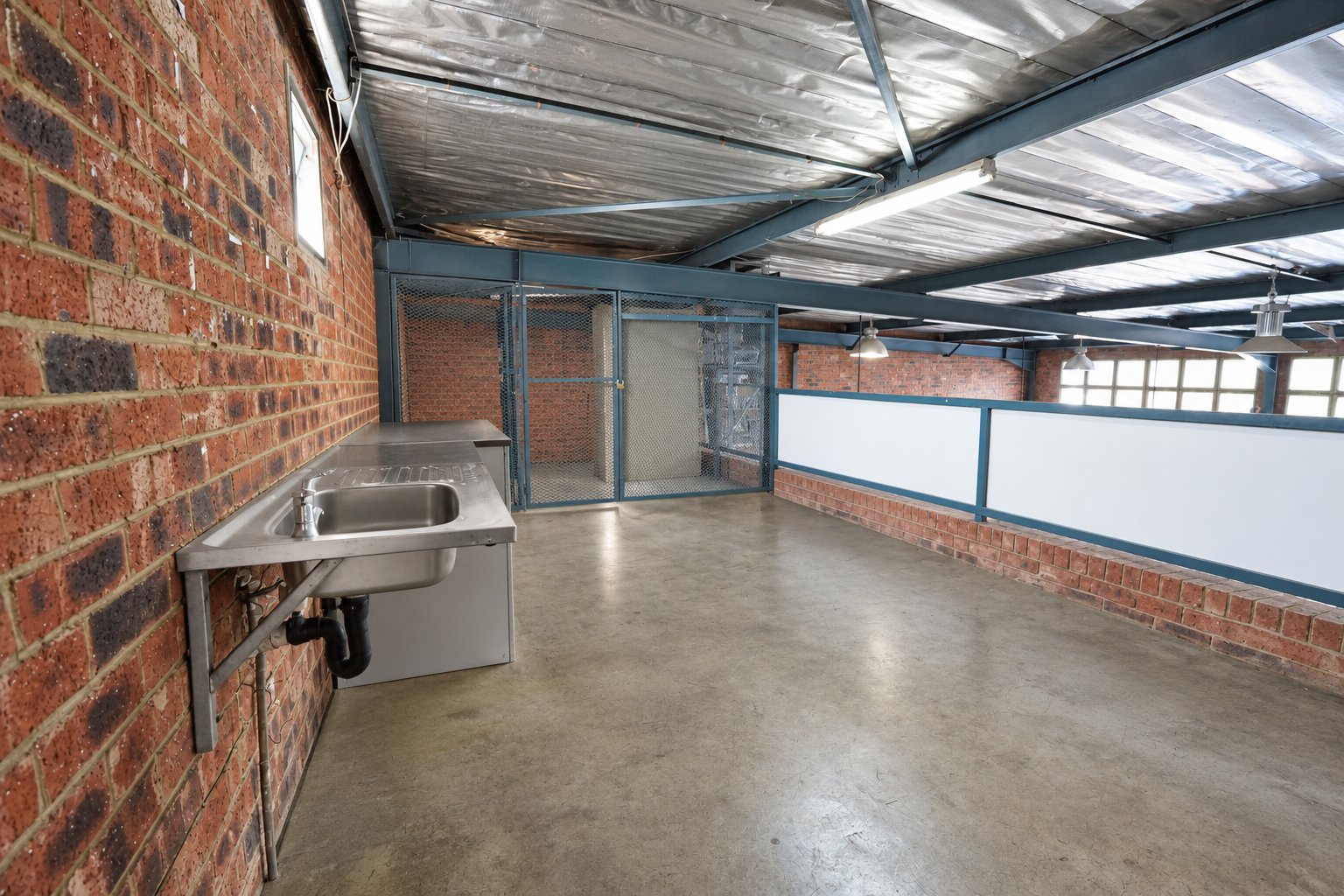 981 m² Ground-Floor Industrial Space to Let at Marlboro 161 | Sandton photo 24
