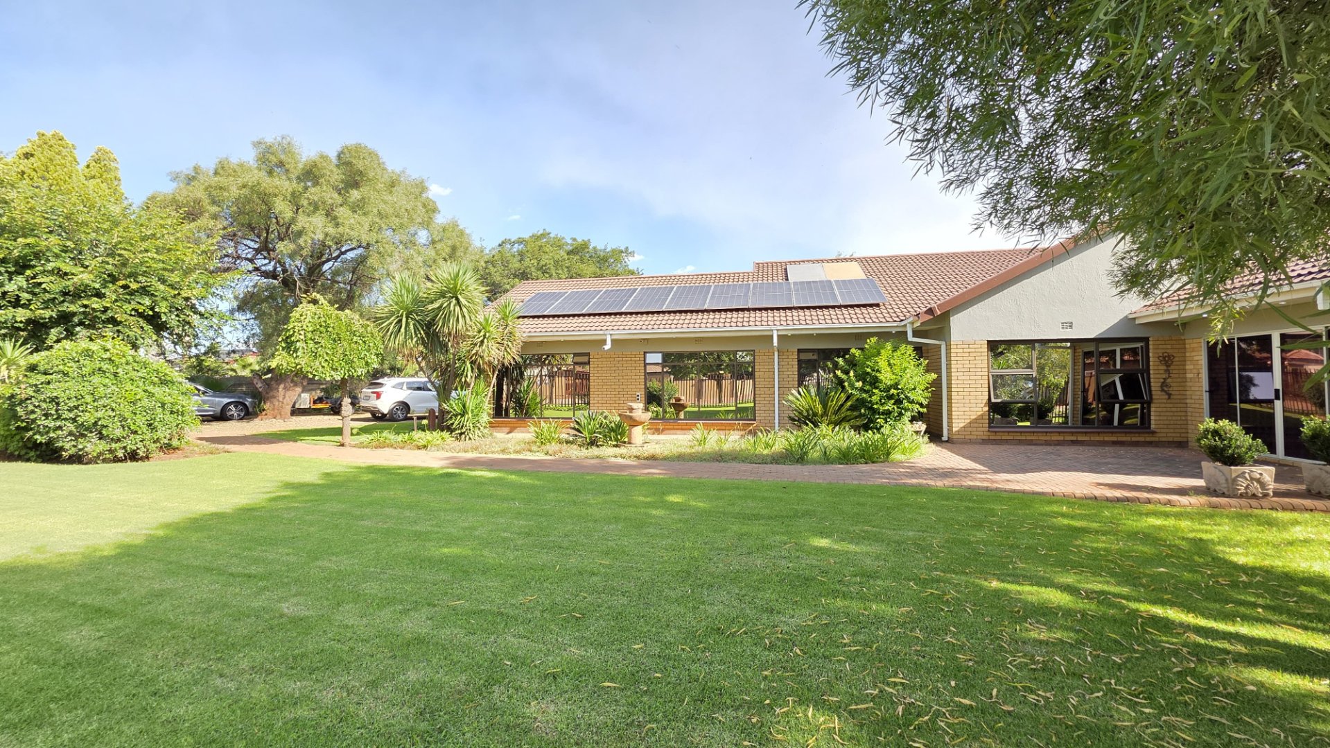 Stunning 4-Bedroom Family Home in Three Rivers East.