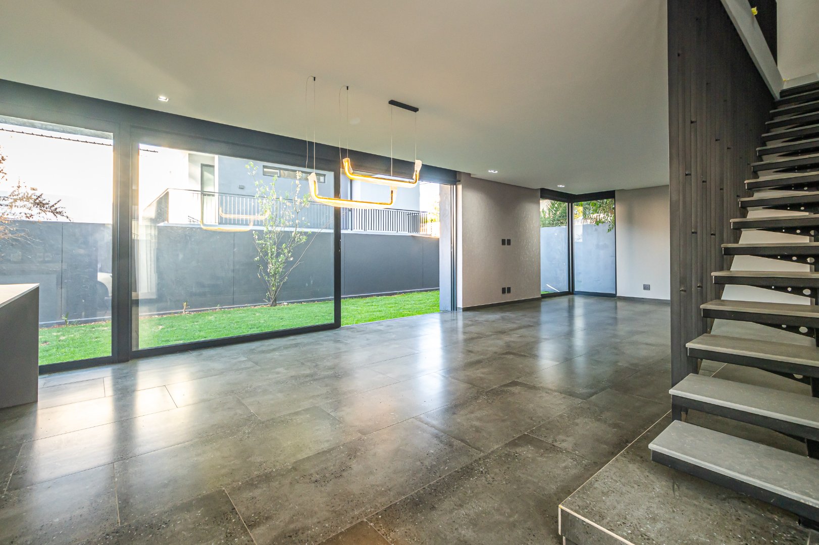 Executive Townhouse with Staff Accommodation