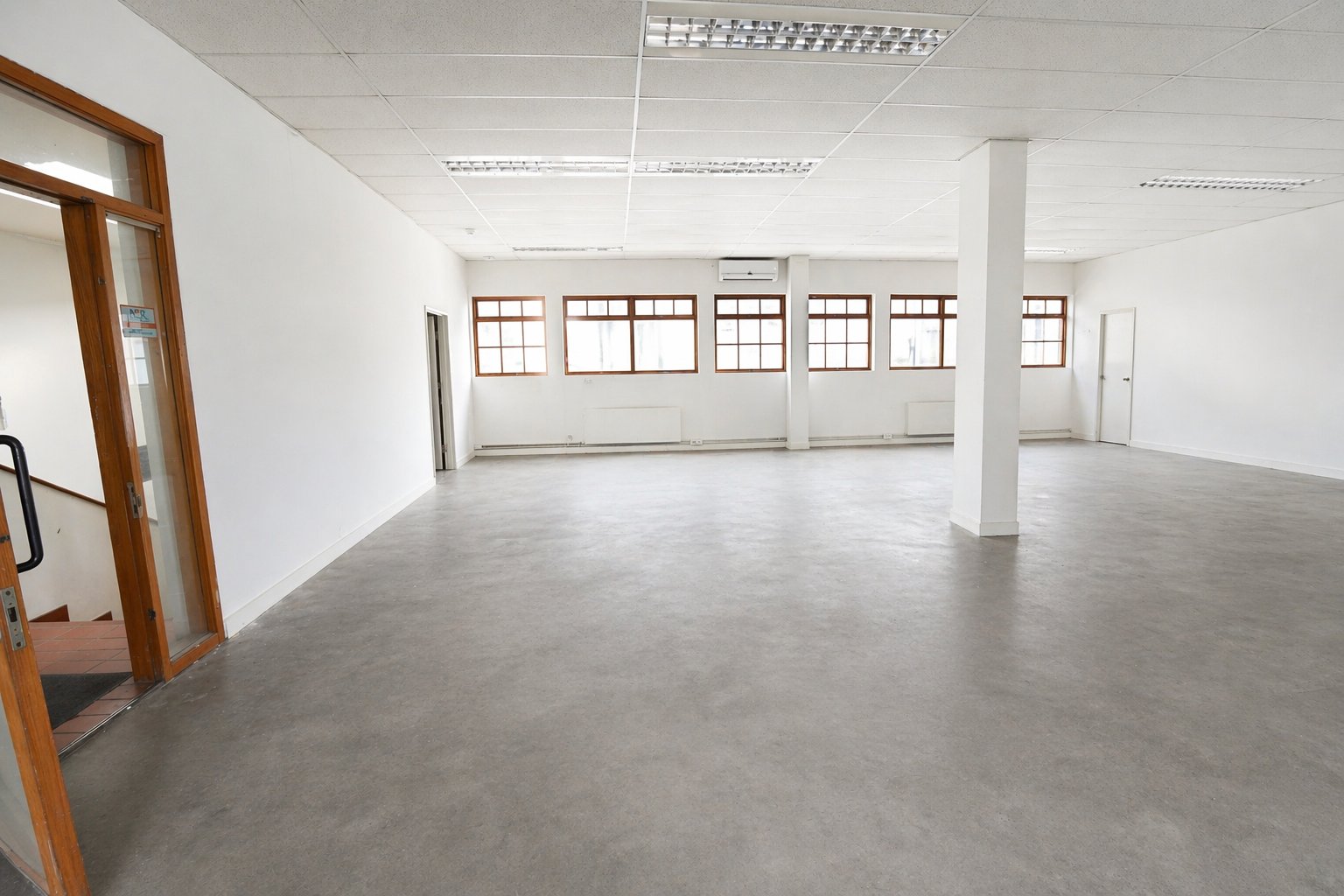 301 m² First Floor Office Suite To Let at Promenade Shopping Centre | Suite 30 | Spacious Mbombela CBD Workspace photo 4