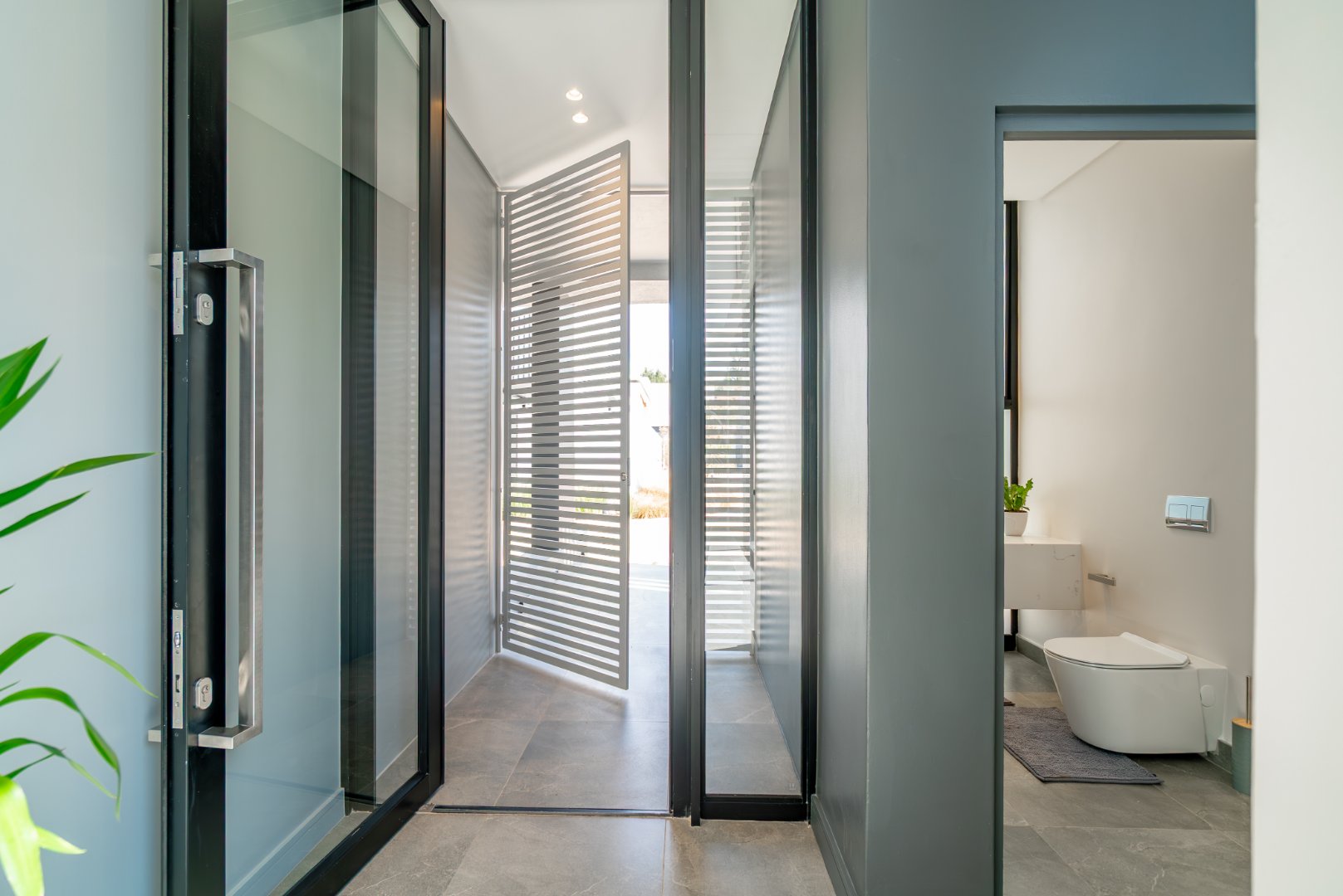 Off-Plan Freehold Luxury in a 24-Hour Boomed Atholl Enclave: Four Final Stands, 12-Month Build