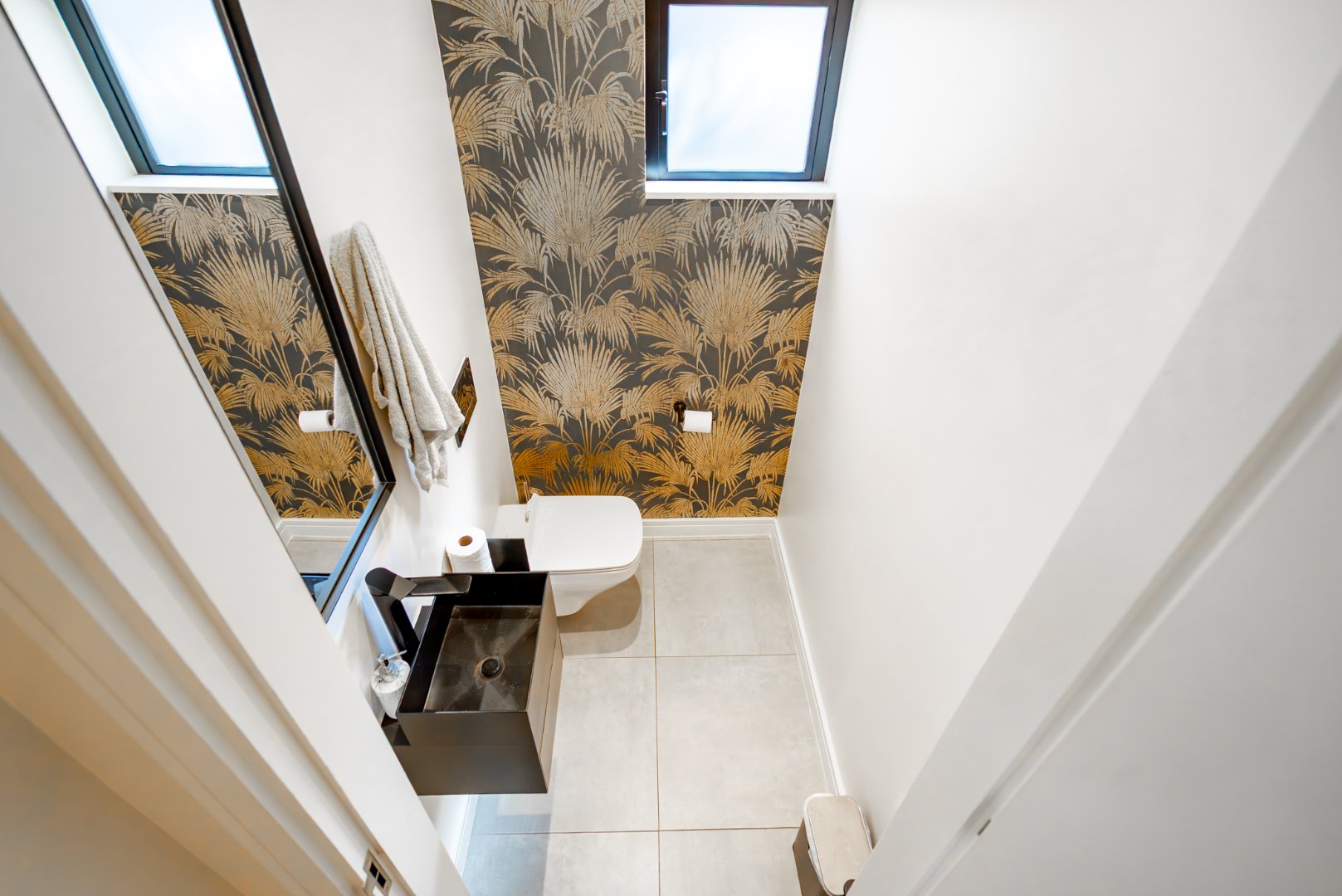 Ultra-Luxury 3 Bed Duplex Villa in Hyde Park | Pool, Staff Suite & Backup Power