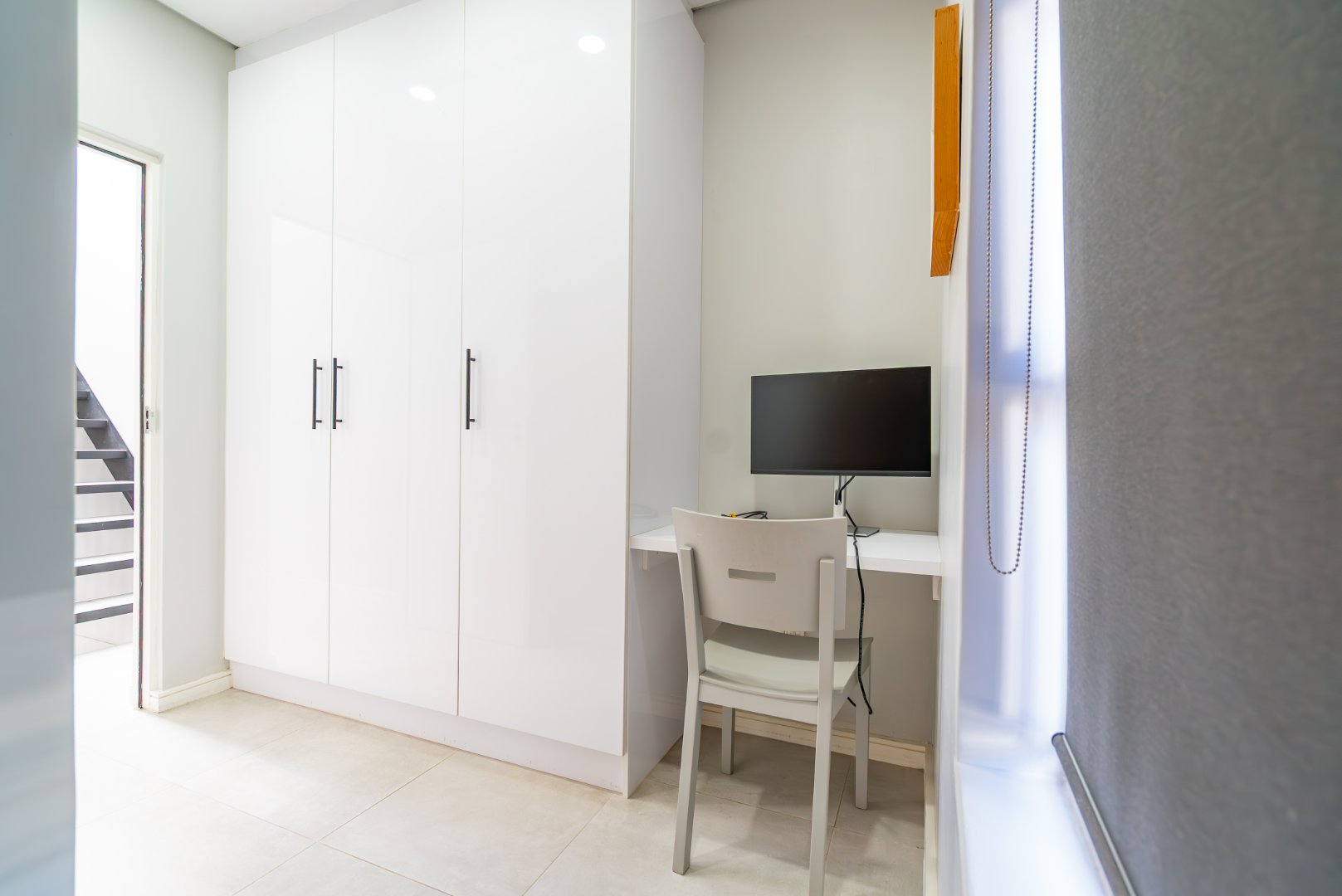2-Bedroom Duplex with Private Roof Terrace