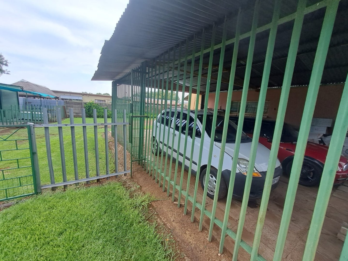 CARPORT FOR FLAT 1