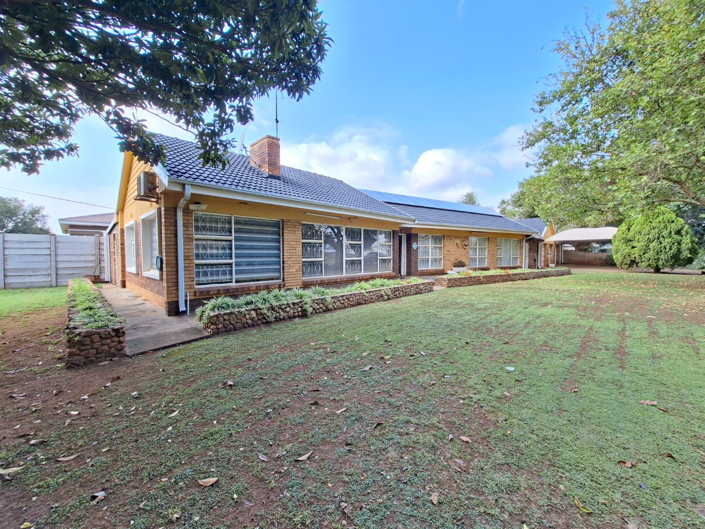 Spacious Family Home with Solar, Entertainment Area & Ample Parking