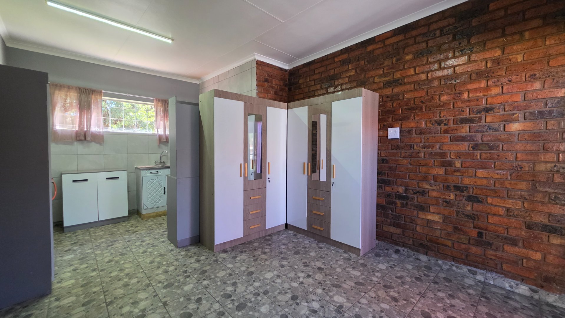 BACHELORS FLAT 