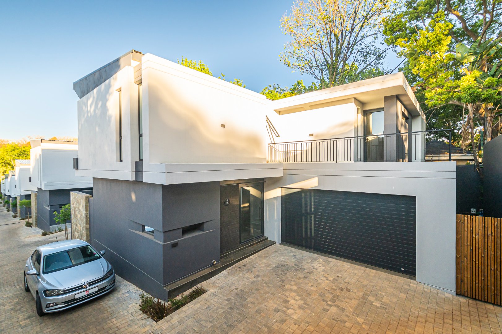 Executive Townhouse with Staff Accommodation