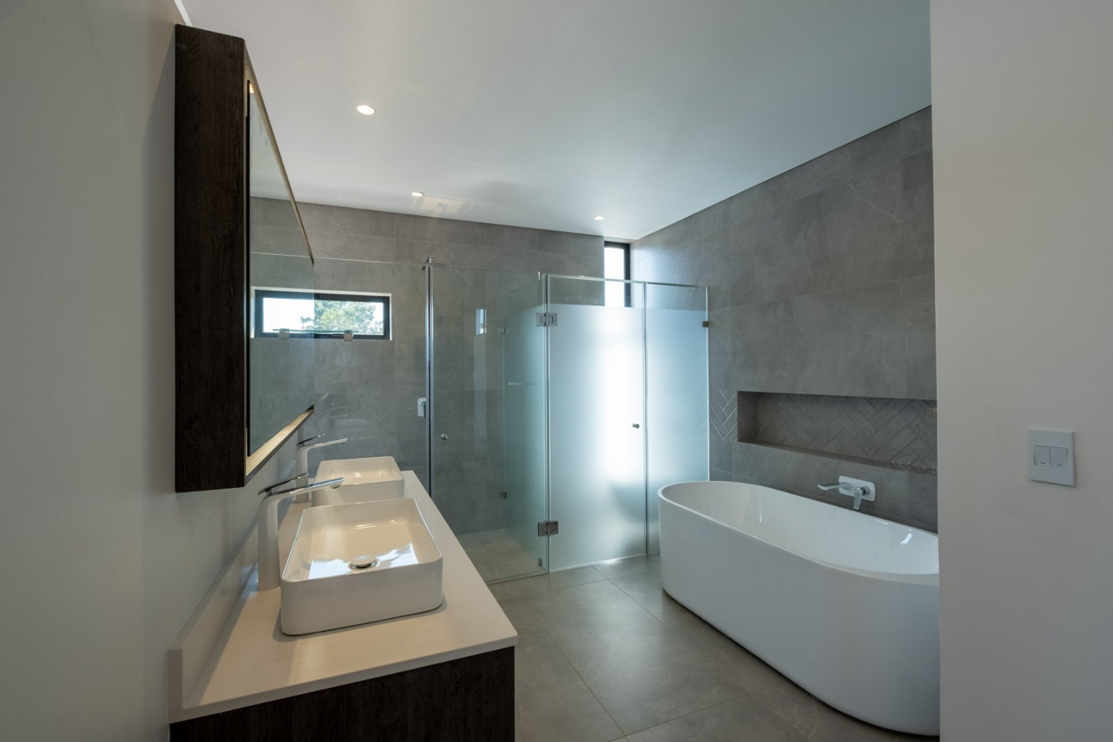 Off-Plan Freehold Luxury in a 24-Hour Boomed Atholl Enclave: Four Final Stands, 12-Month Build