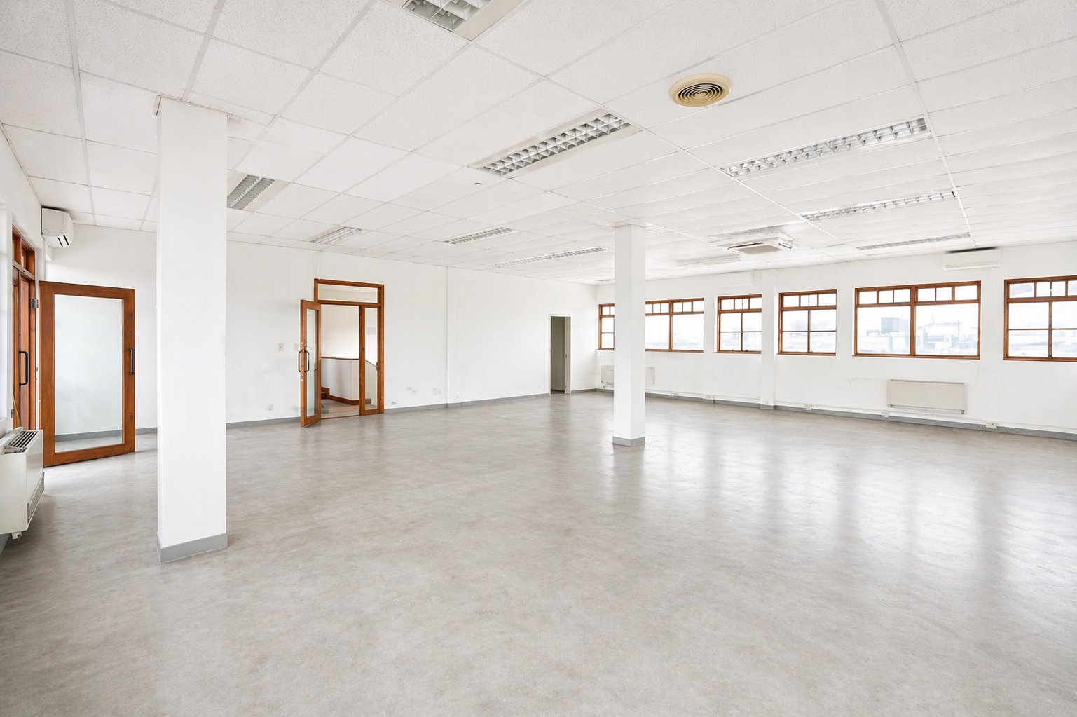 301 m² First Floor Office Suite To Let at Promenade Shopping Centre | Suite 30 | Spacious Mbombela CBD Workspace photo 5