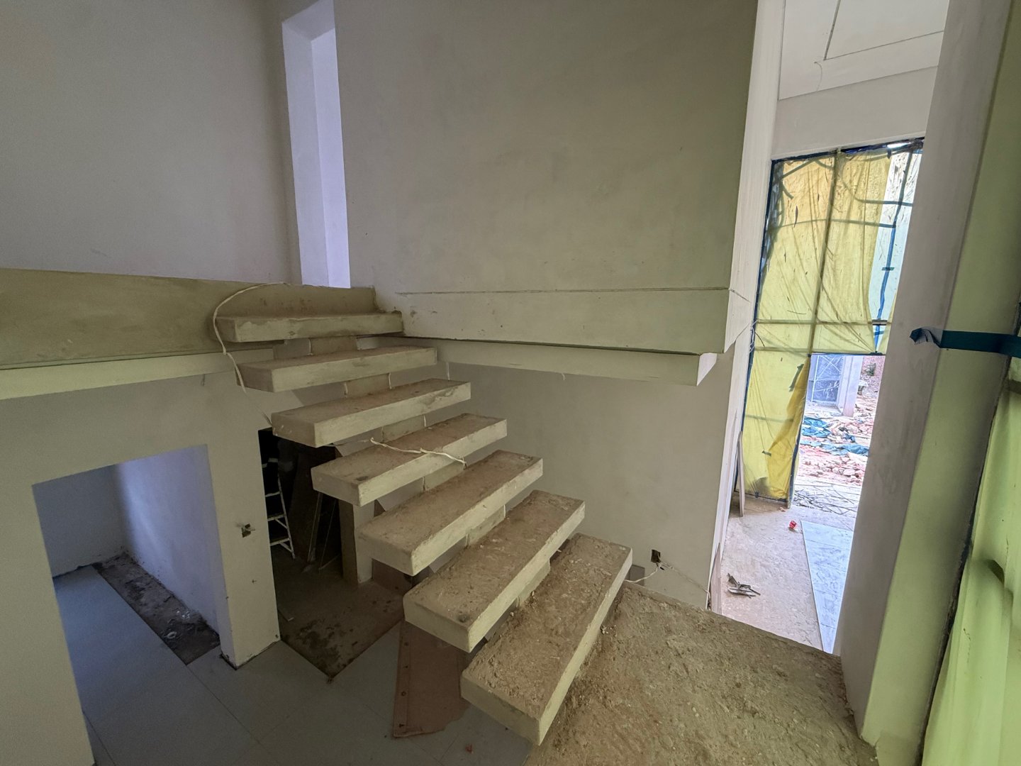 New Freehold Luxury Cluster Homes In Illovo From R7,000,000