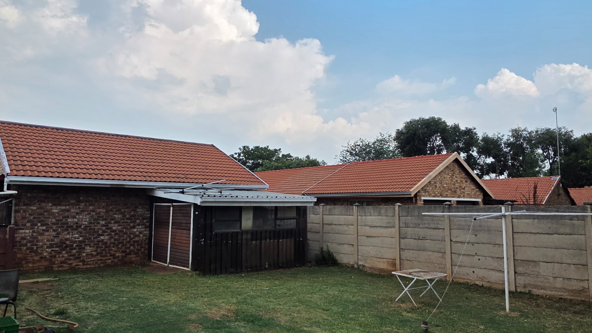 BACK GARDEN OF FLATLET