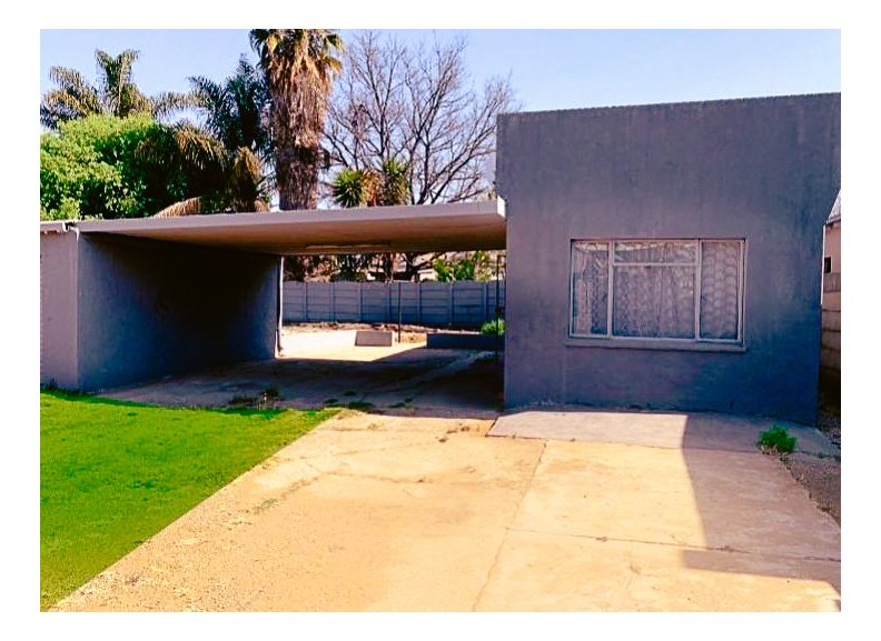 FREESTANDING HOUSE AND GARDEN COTTAGE  - Photo 2