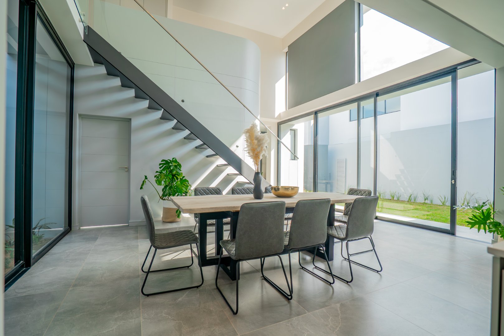 Off-Plan Freehold Luxury in a 24-Hour Boomed Atholl Enclave: Four Final Stands, 12-Month Build