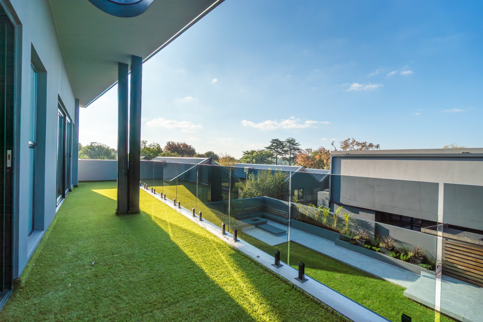 Ultra Exclusive Hyde Park Cluster Living Move In Ready Luxury Residence