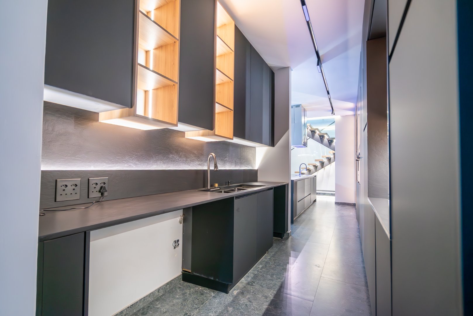 Brand new Modern Cluster Home