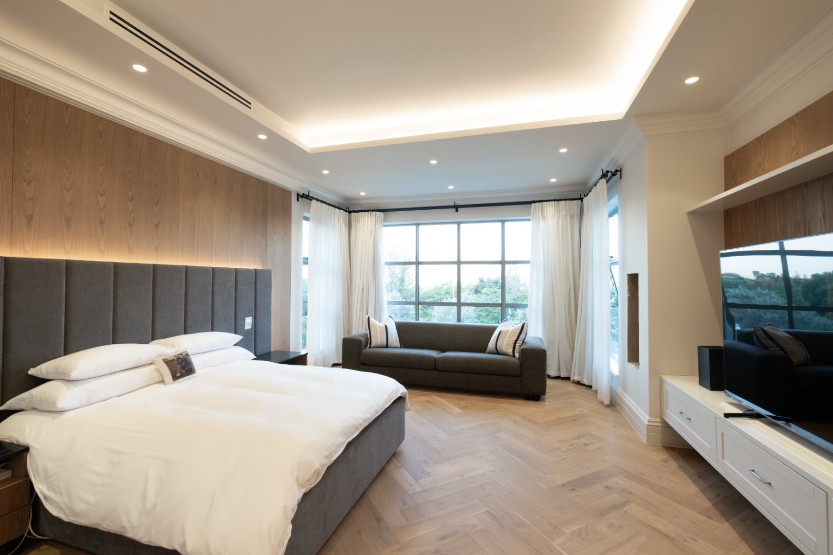 Newly Built 1,600m² Atholl Mansion, Fully Furnished and Ready to Move Into