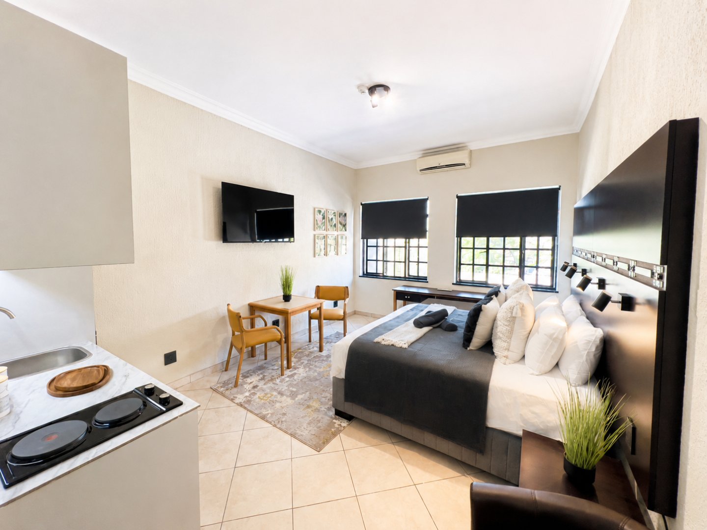 Promenade Place photo 9