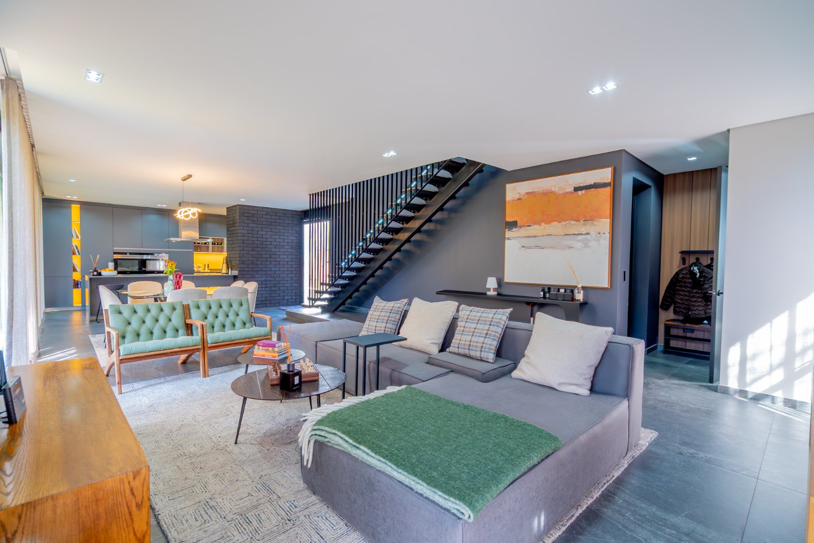 Fully Finished 4 Bed in Hyde Park | Green Belt Views, Manned Boom, Cap SmartGuard