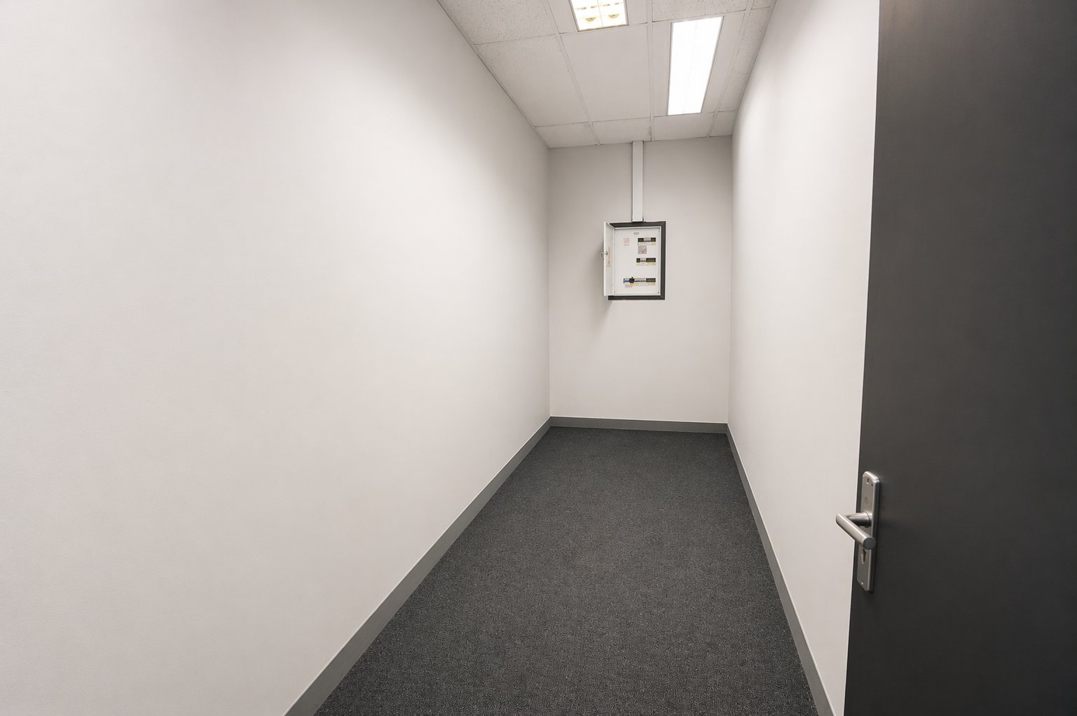 265 m² First Floor Office Suite To Let at Promenade Shopping Centre | Suite 35 | Established Mbombela CBD Workspace photo 12
