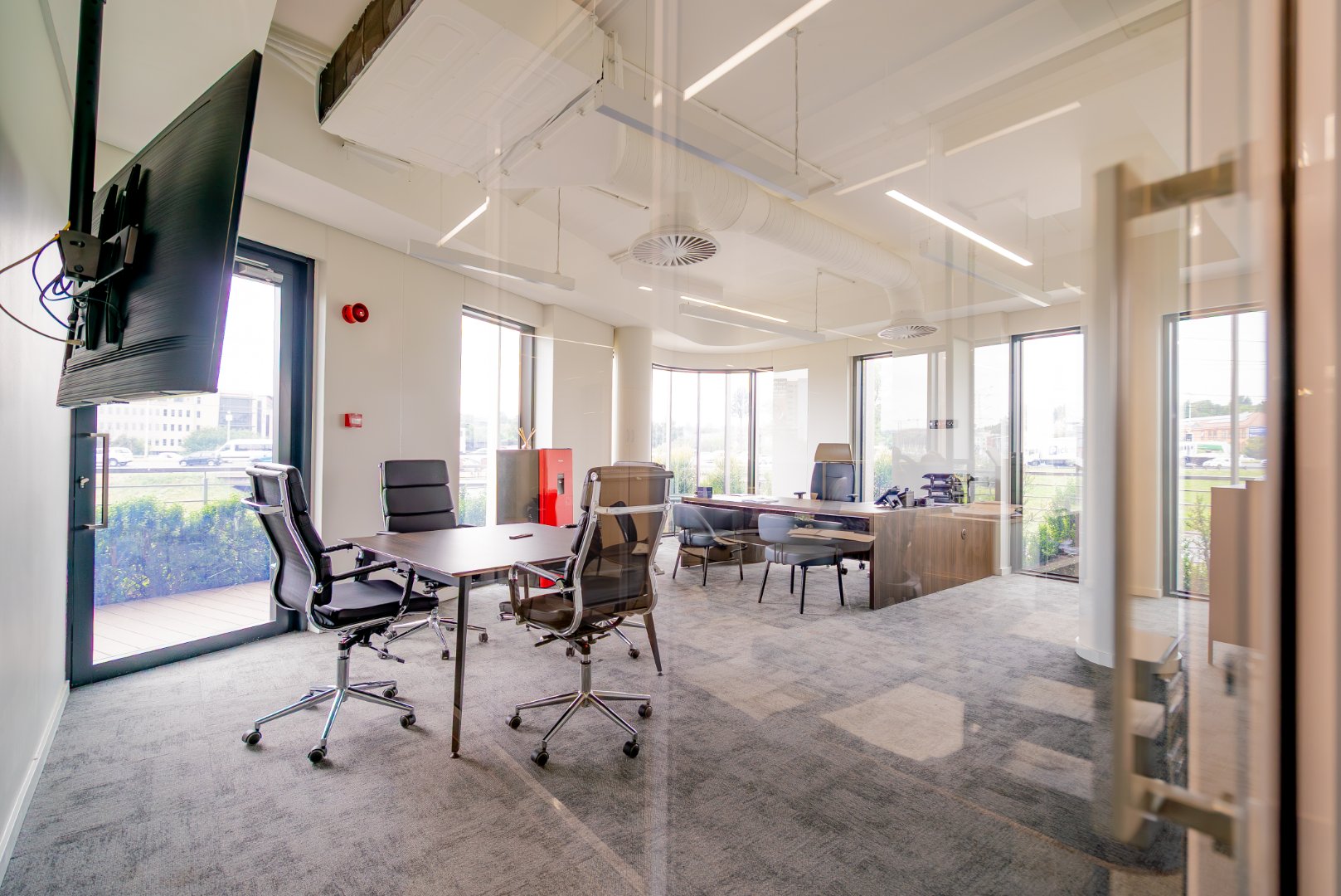 Premium Ground Floor Office To Let | 1,300m² | 105 Corlett Drive, Birnam