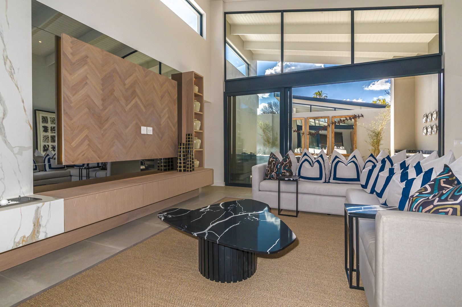Luxury Single Level Townhouse